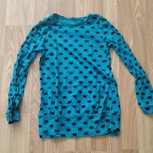A long sleeved shirt, hoodie